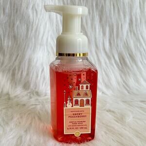 NEW Bath and Body Works SNOWY PEACHBERRY Gentle Foaming Hand Soap